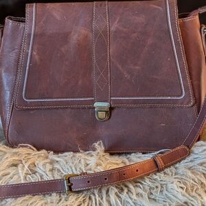 United Suspl. USA Leather Crossbody Bag
